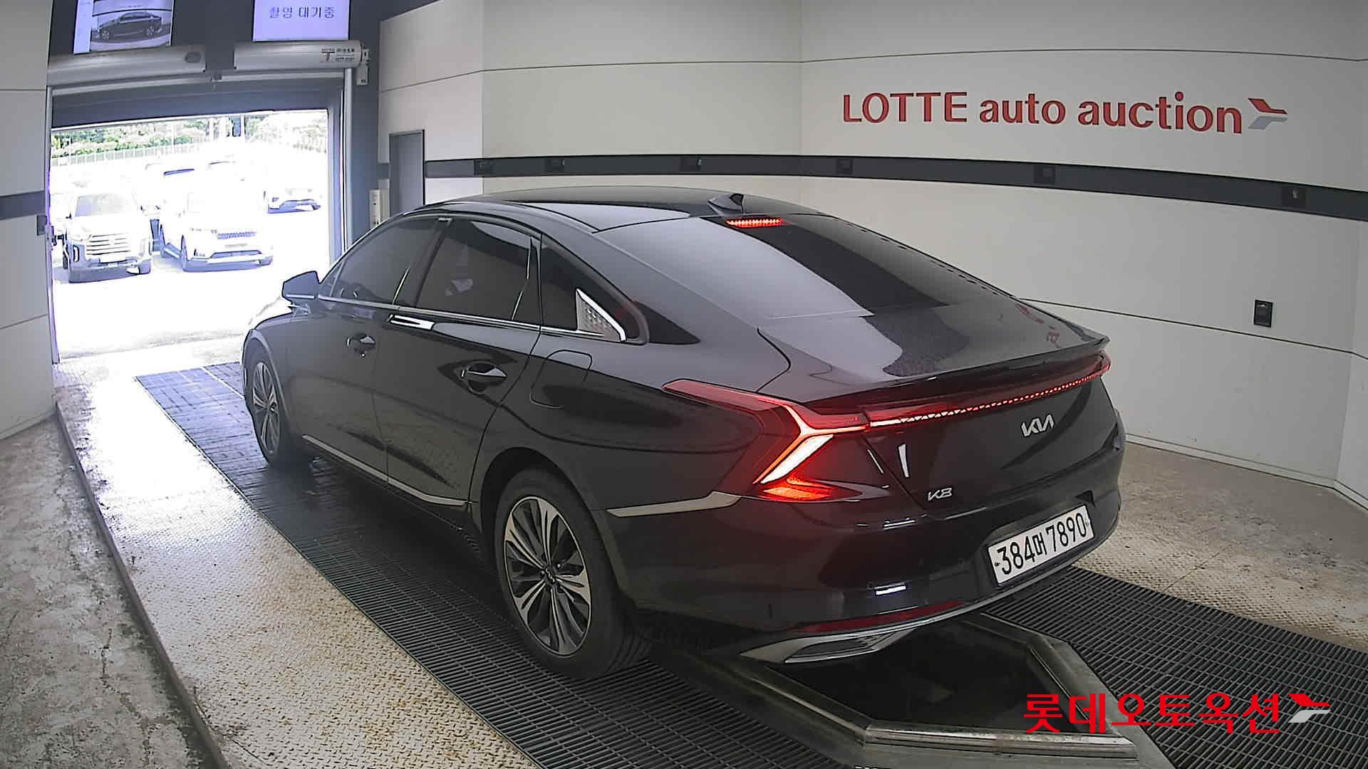 2022 - kia k8