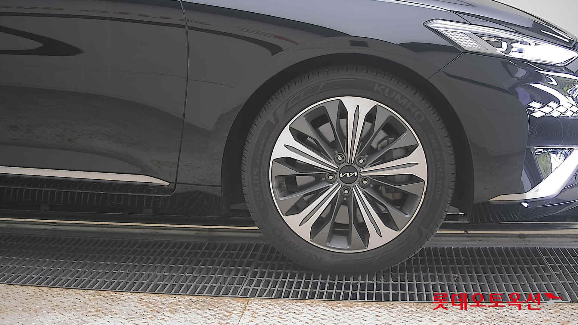 2022 - kia k8