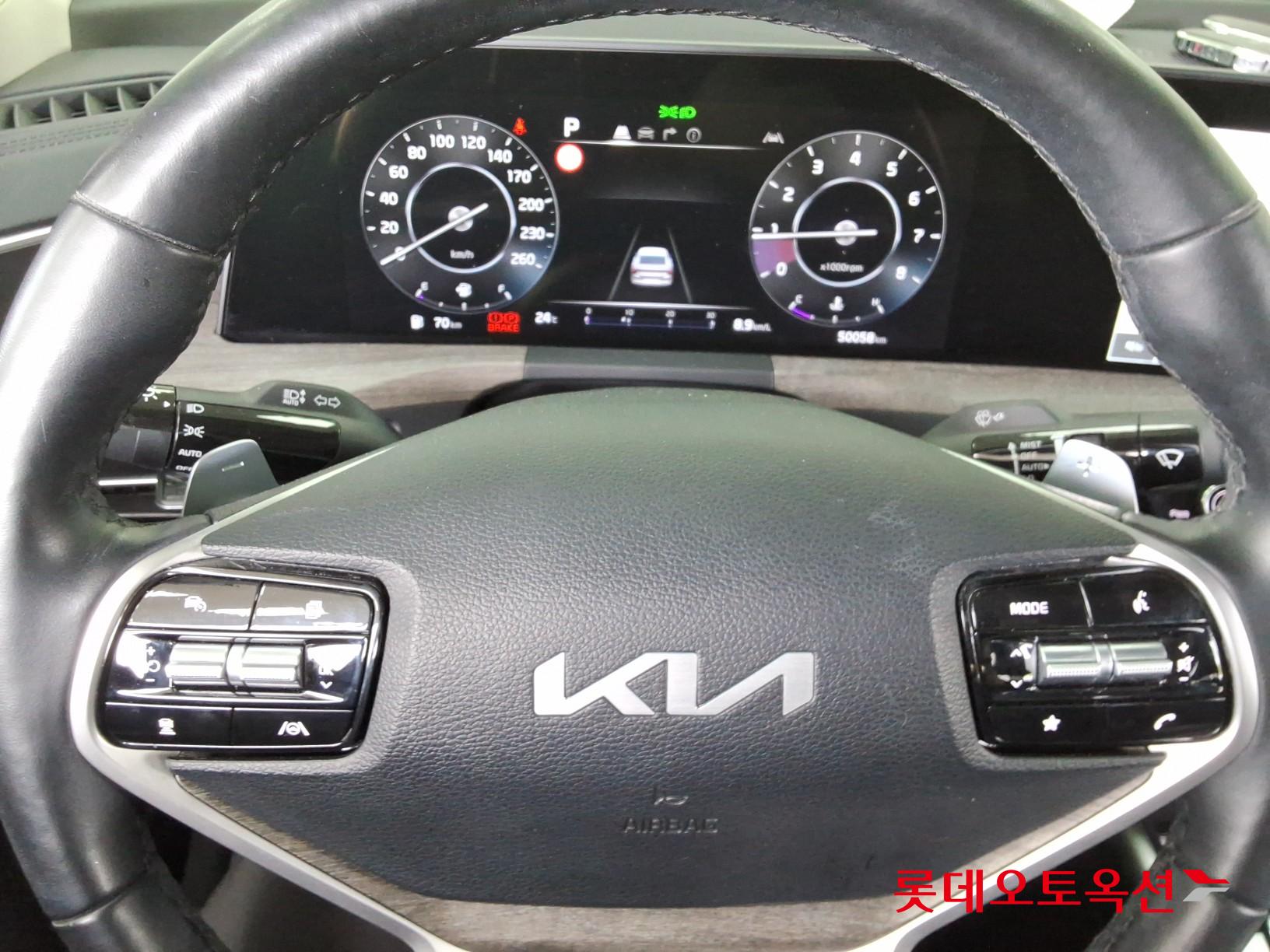 2022 - kia k8