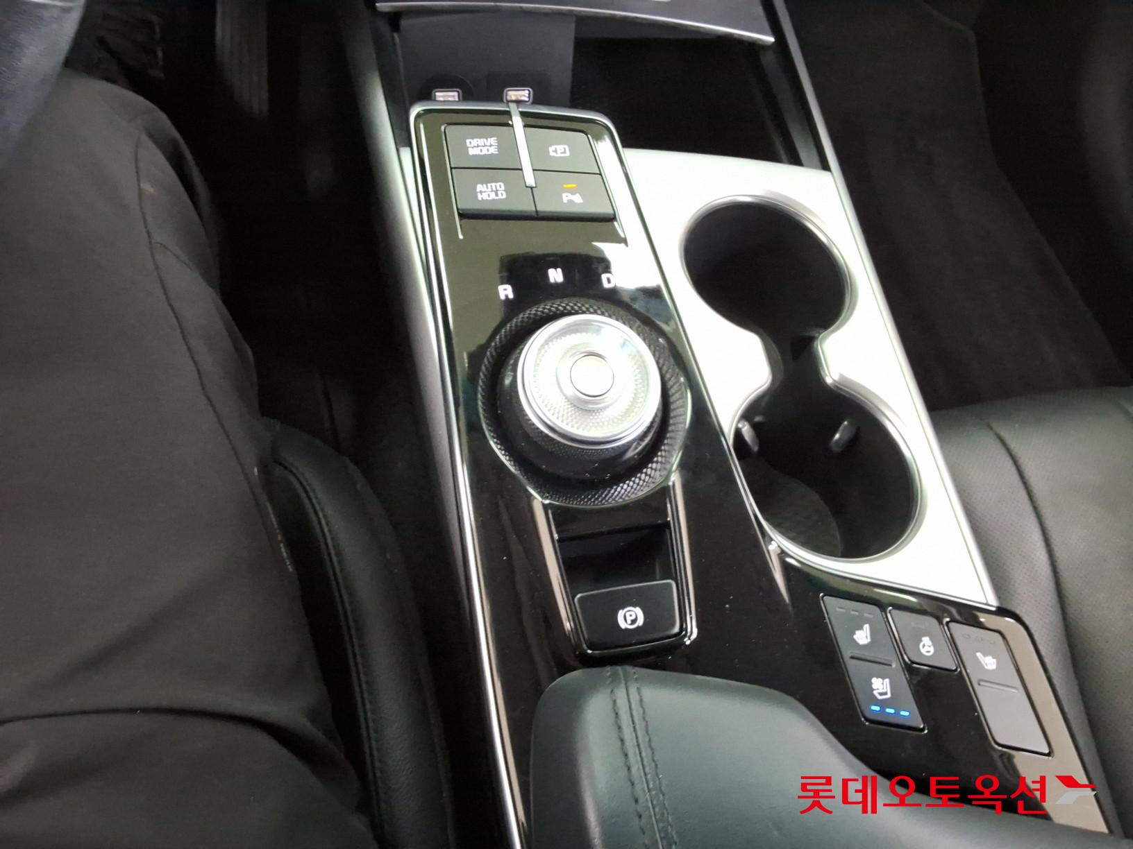 2022 - kia k8