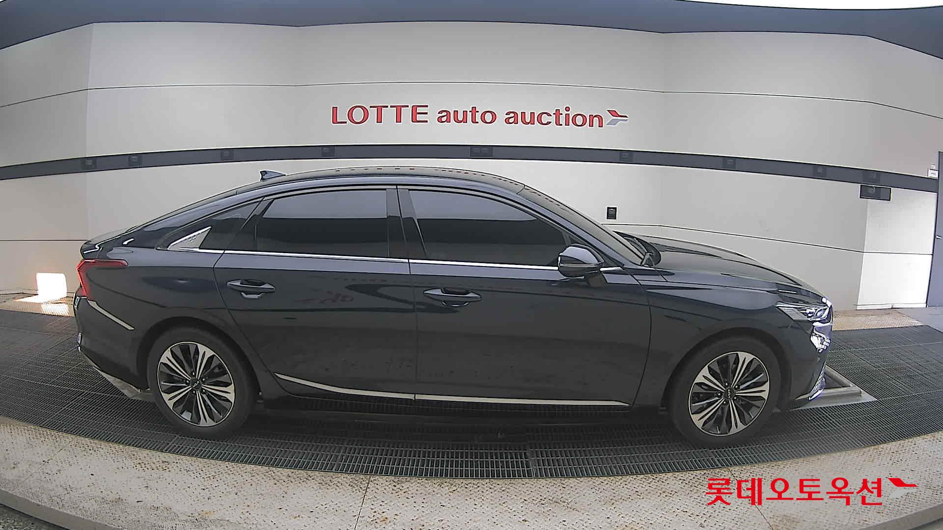 2023 - kia k8