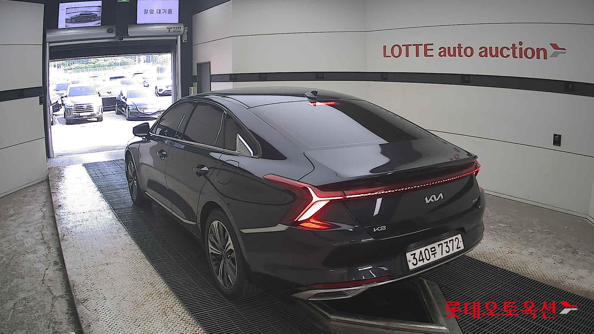 2023 - kia k8