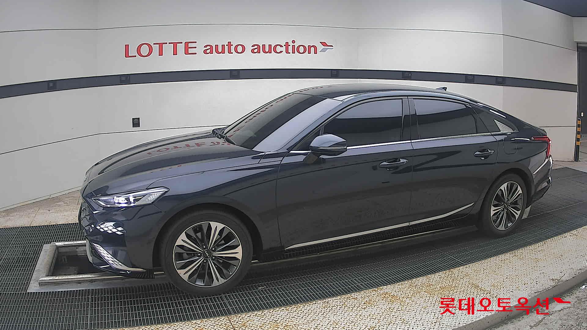 2023 - kia k8