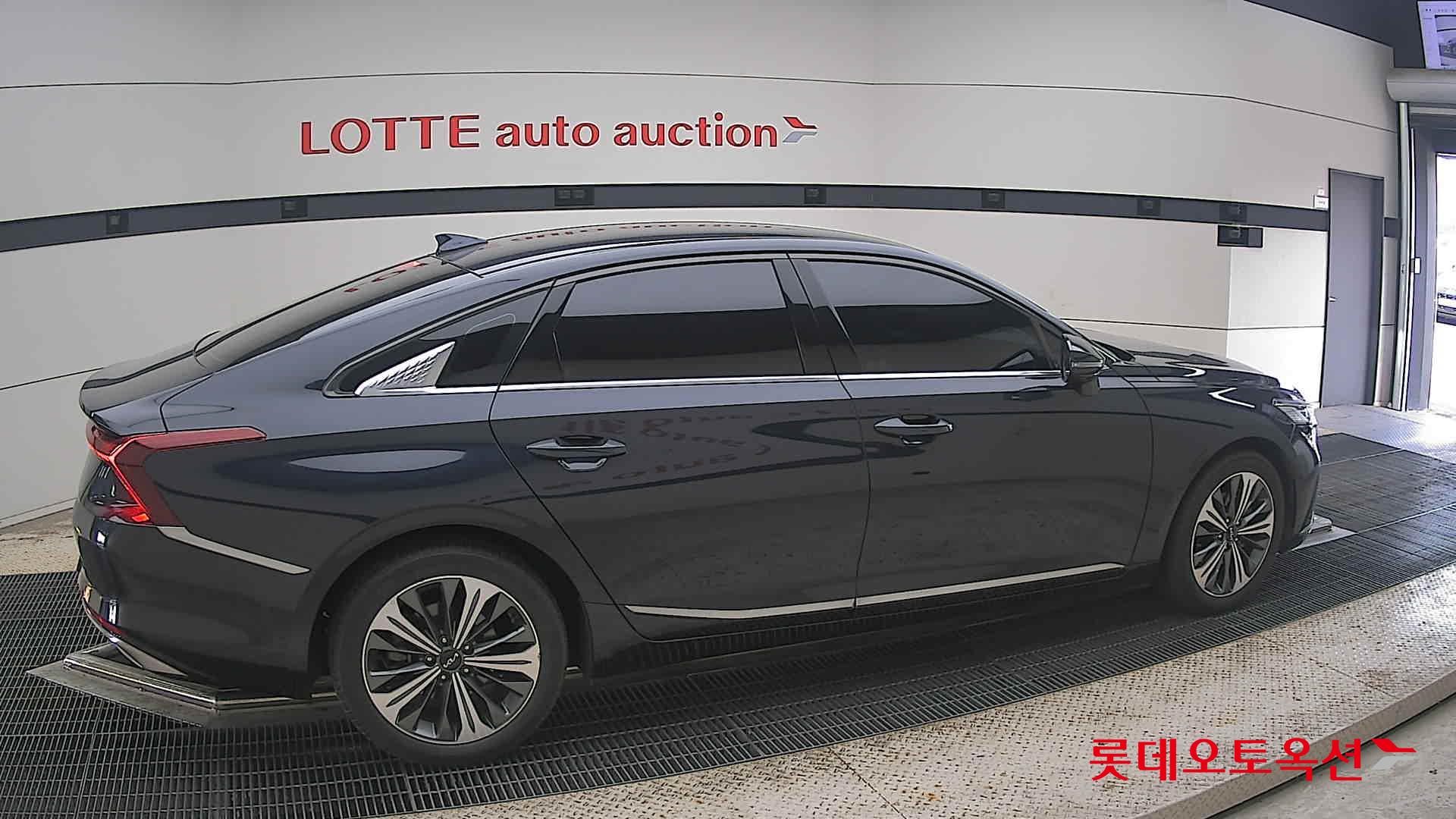 2023 - kia k8
