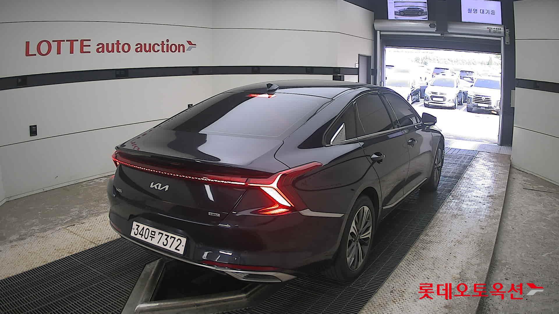 2023 - kia k8
