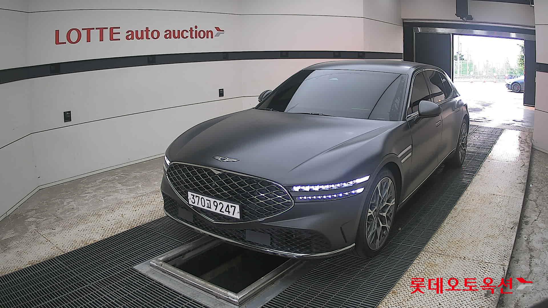 2023 - genesis g90