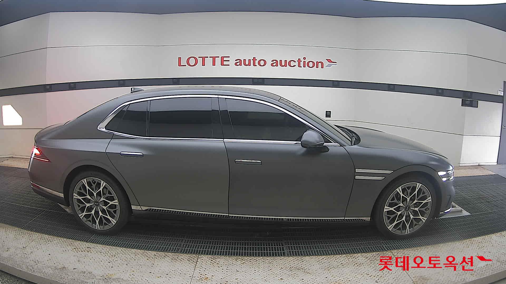 2023 - genesis g90