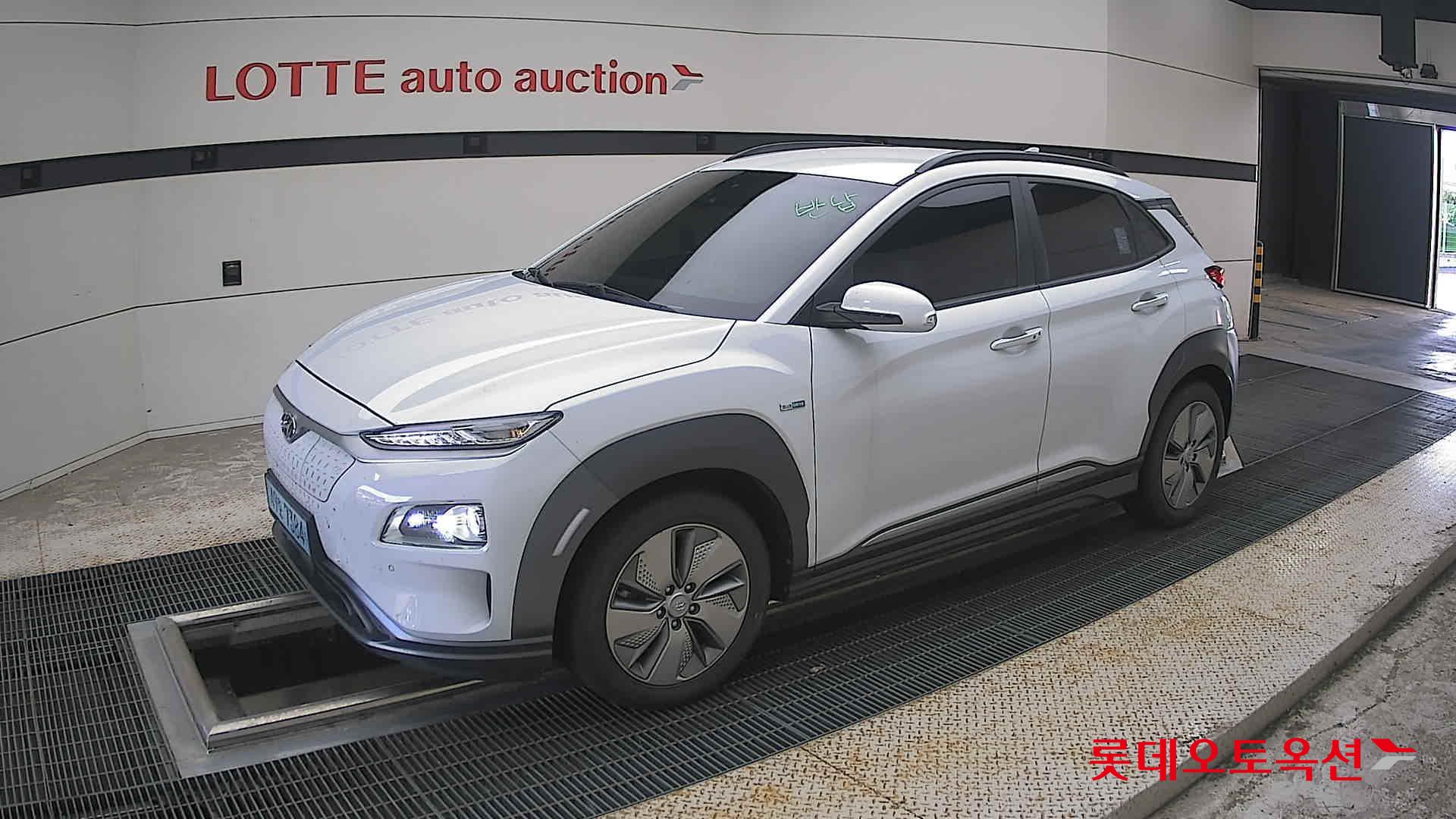 2020 - hyundai kona