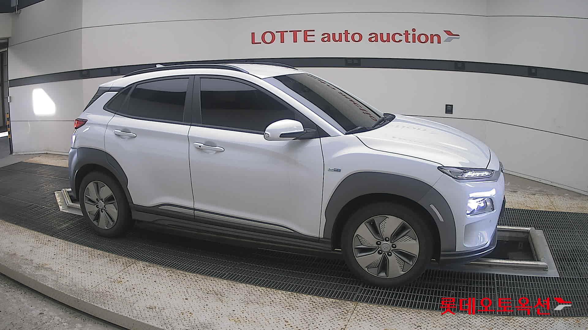2020 - hyundai kona