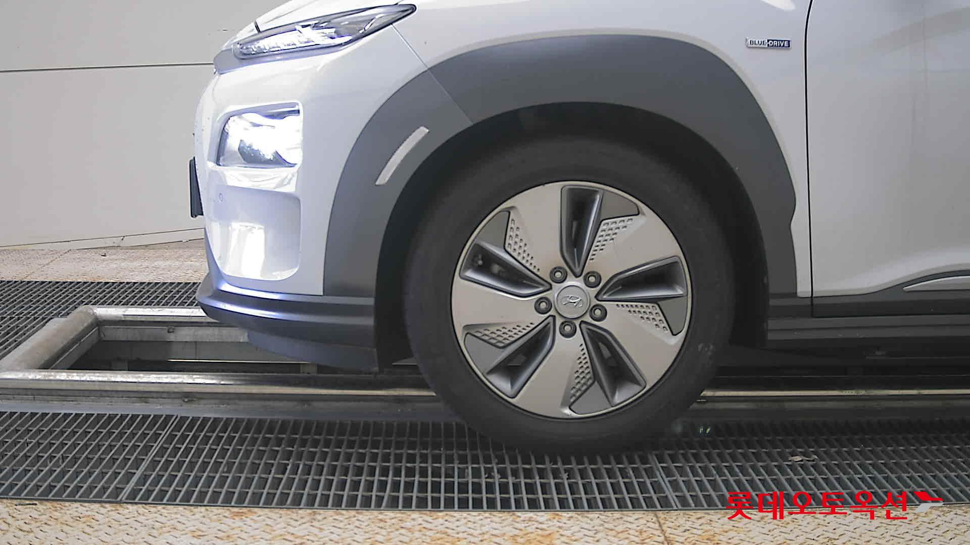 2020 - hyundai kona