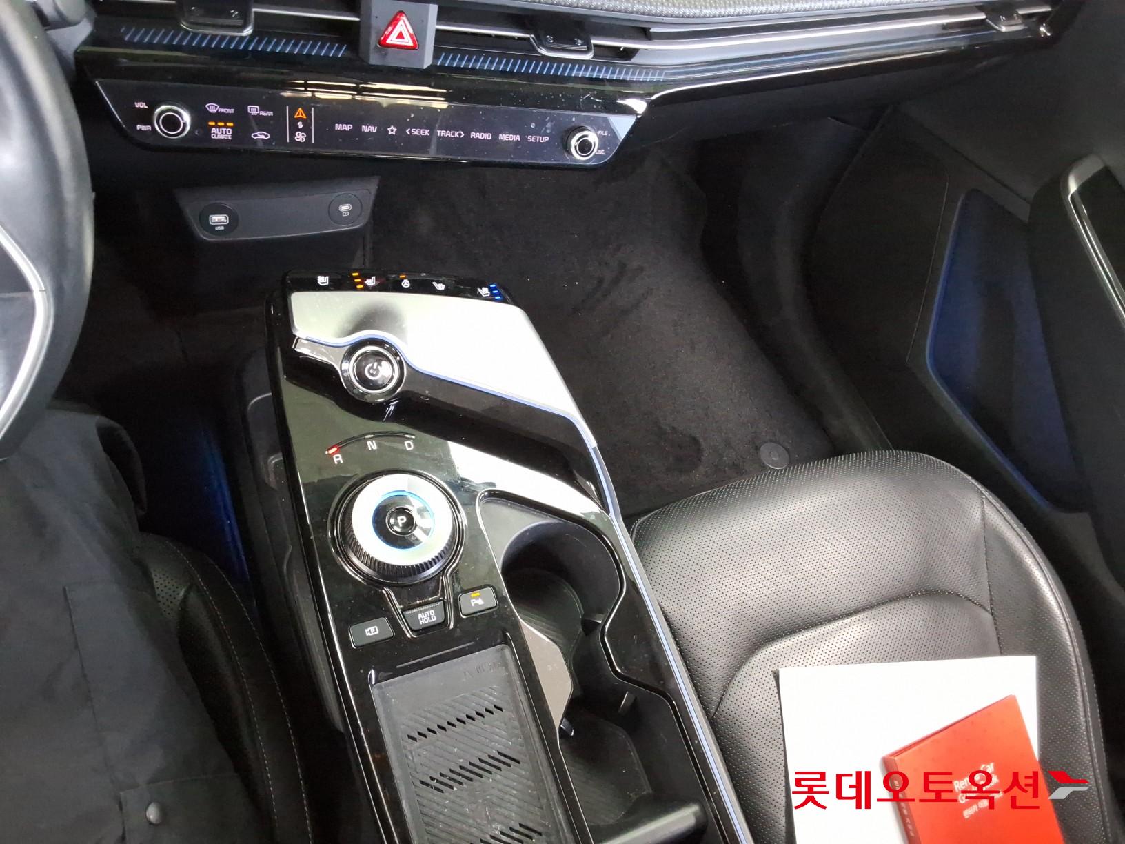 2022 - kia ev6