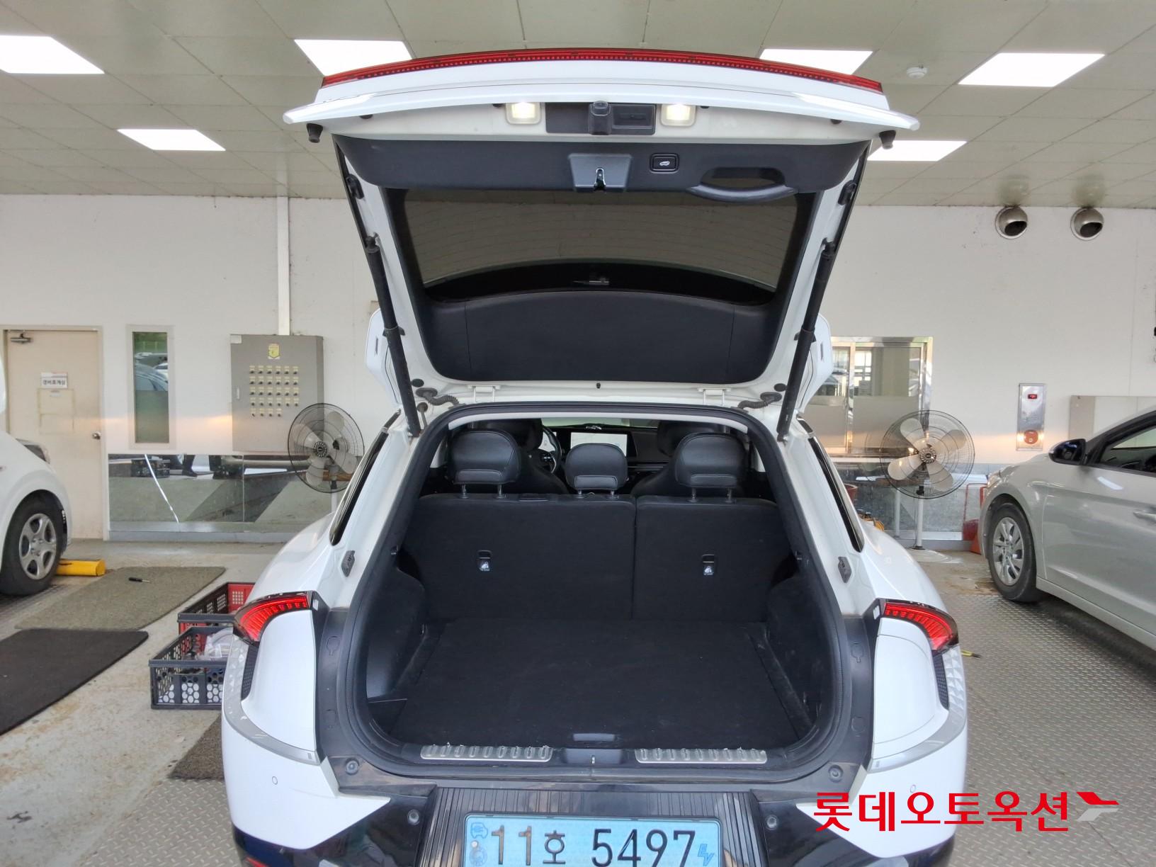 2022 - kia ev6