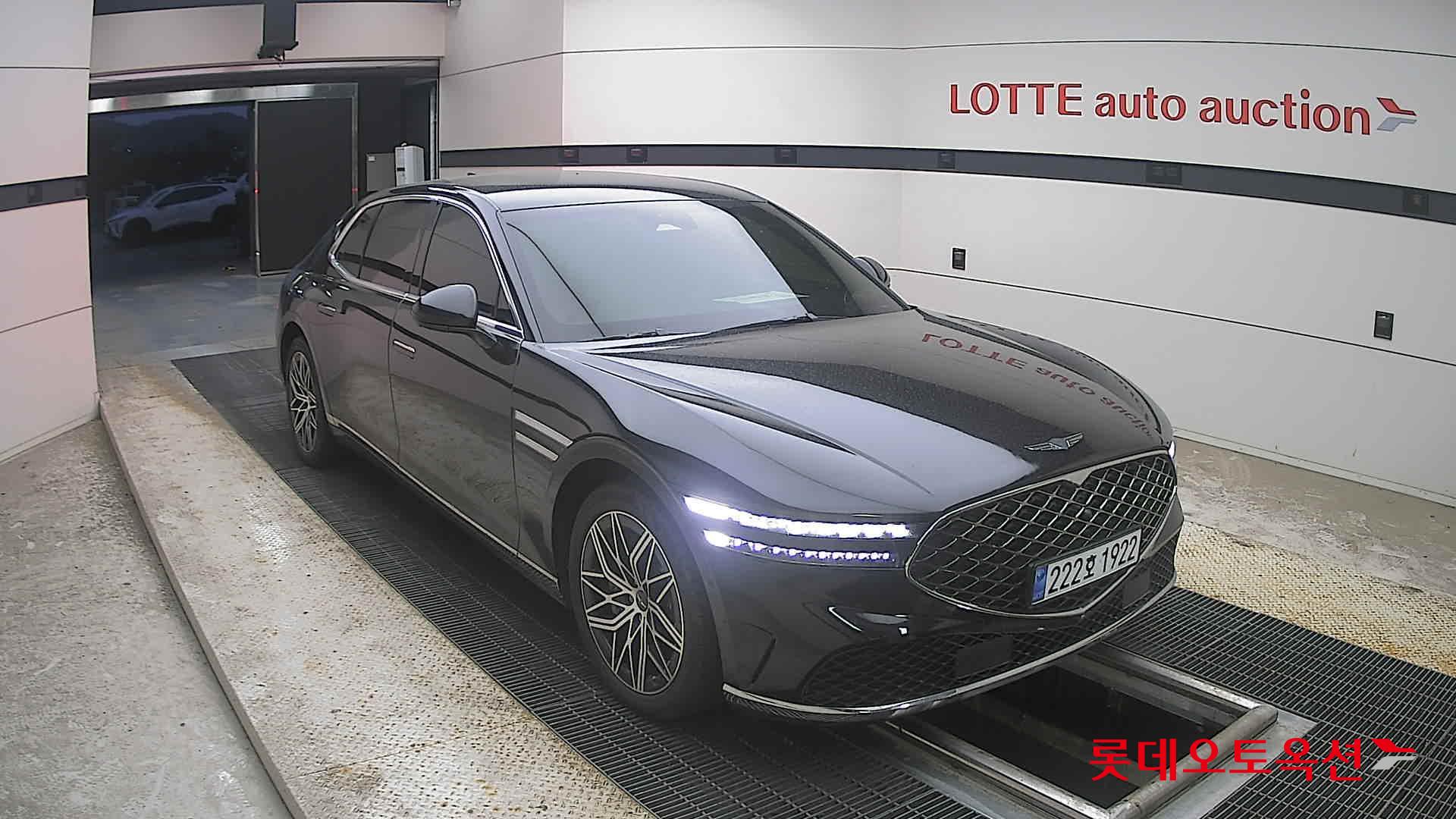 2023 - genesis g90