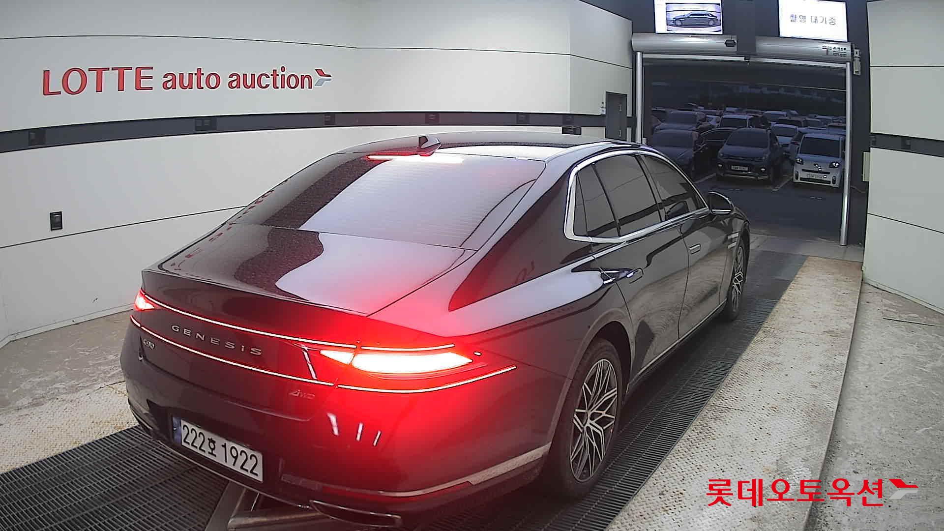 2023 - genesis g90