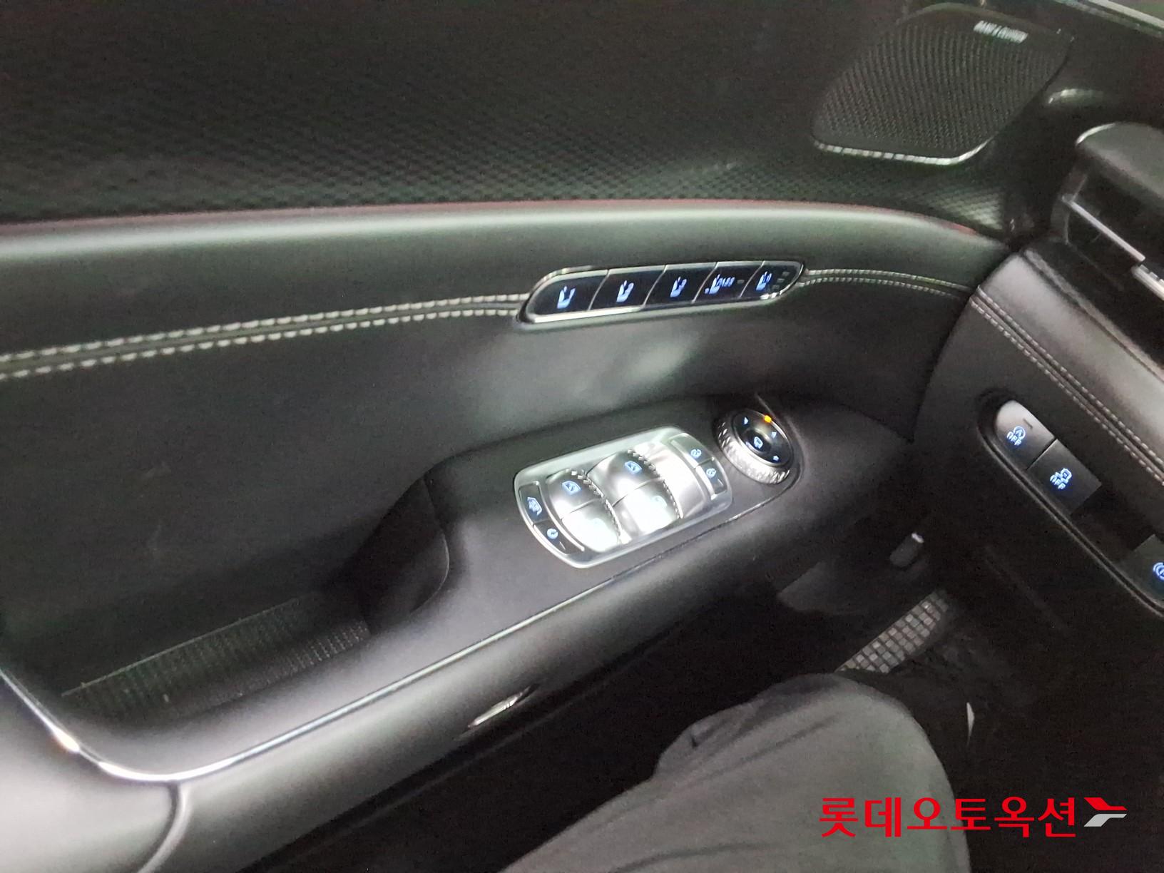 2023 - genesis g90