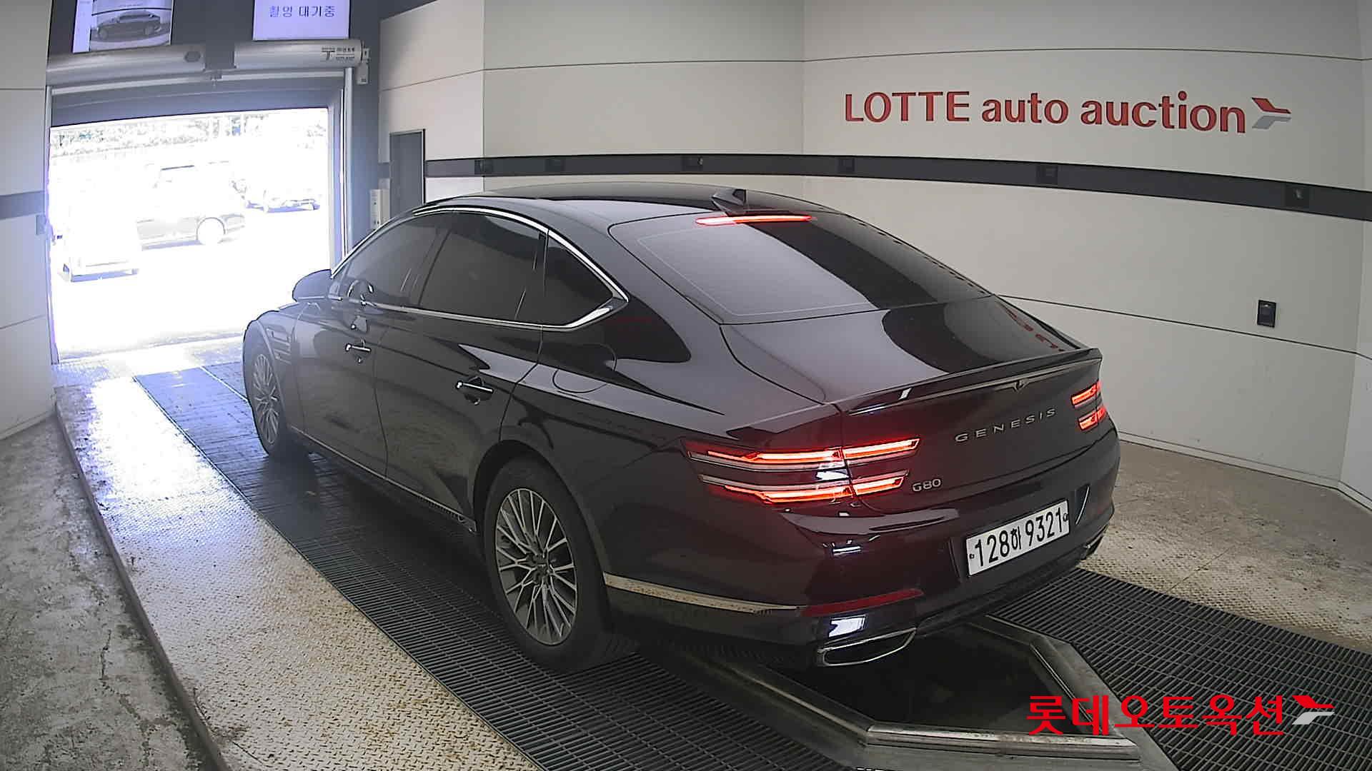 2021 - genesis g80