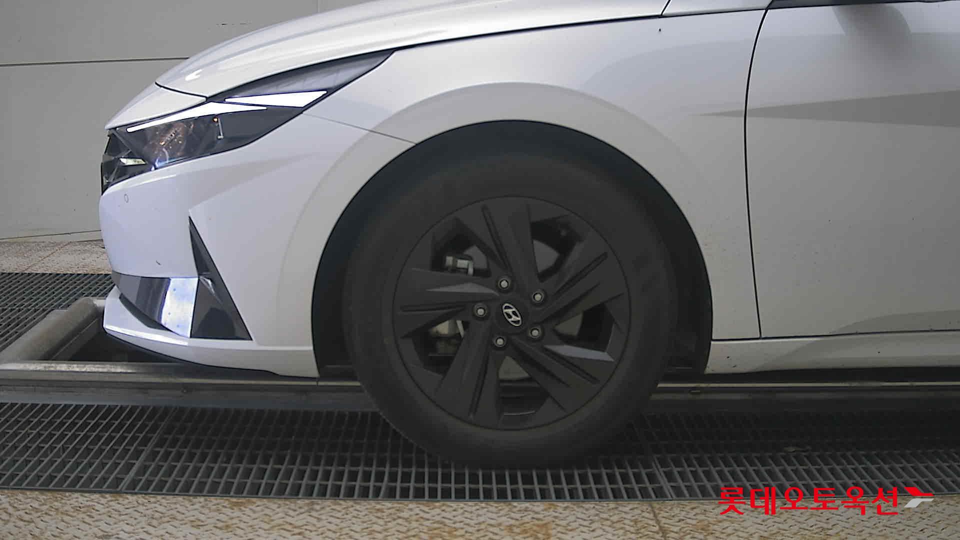 2023 - hyundai avante