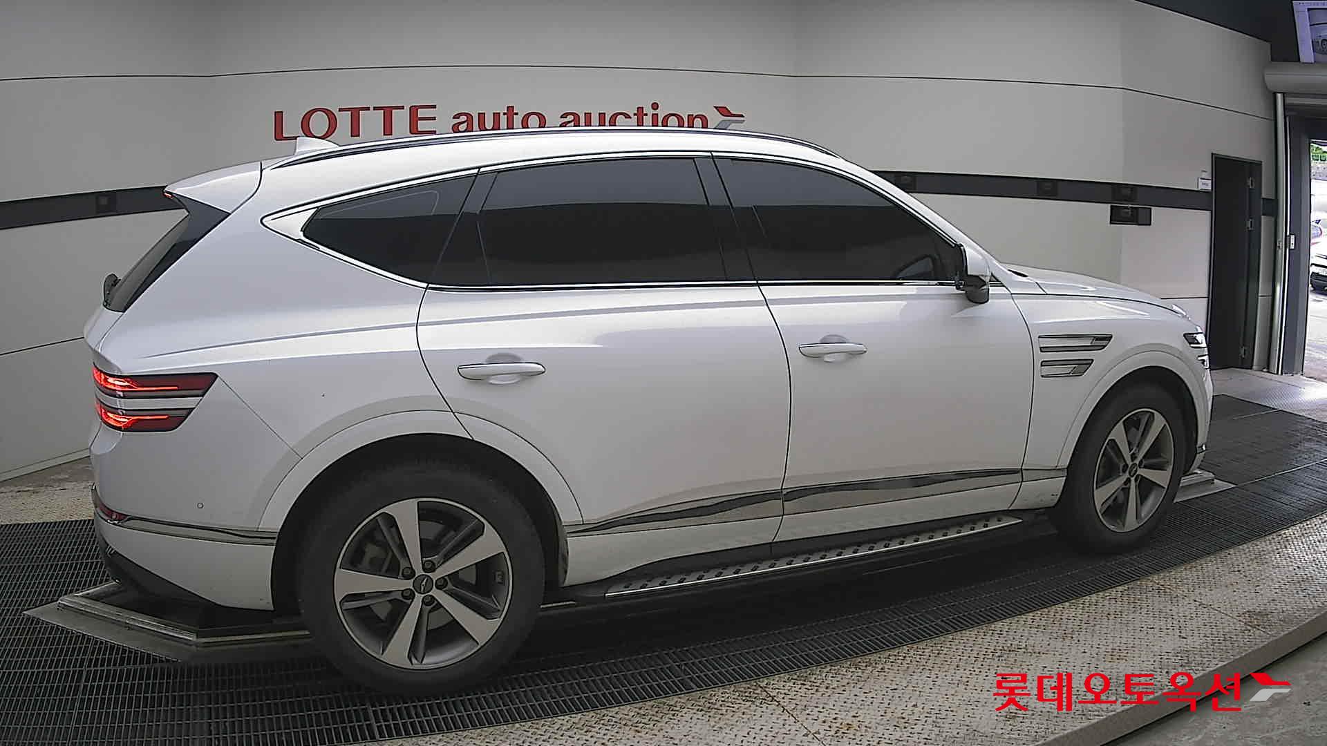 2020 - genesis gv80