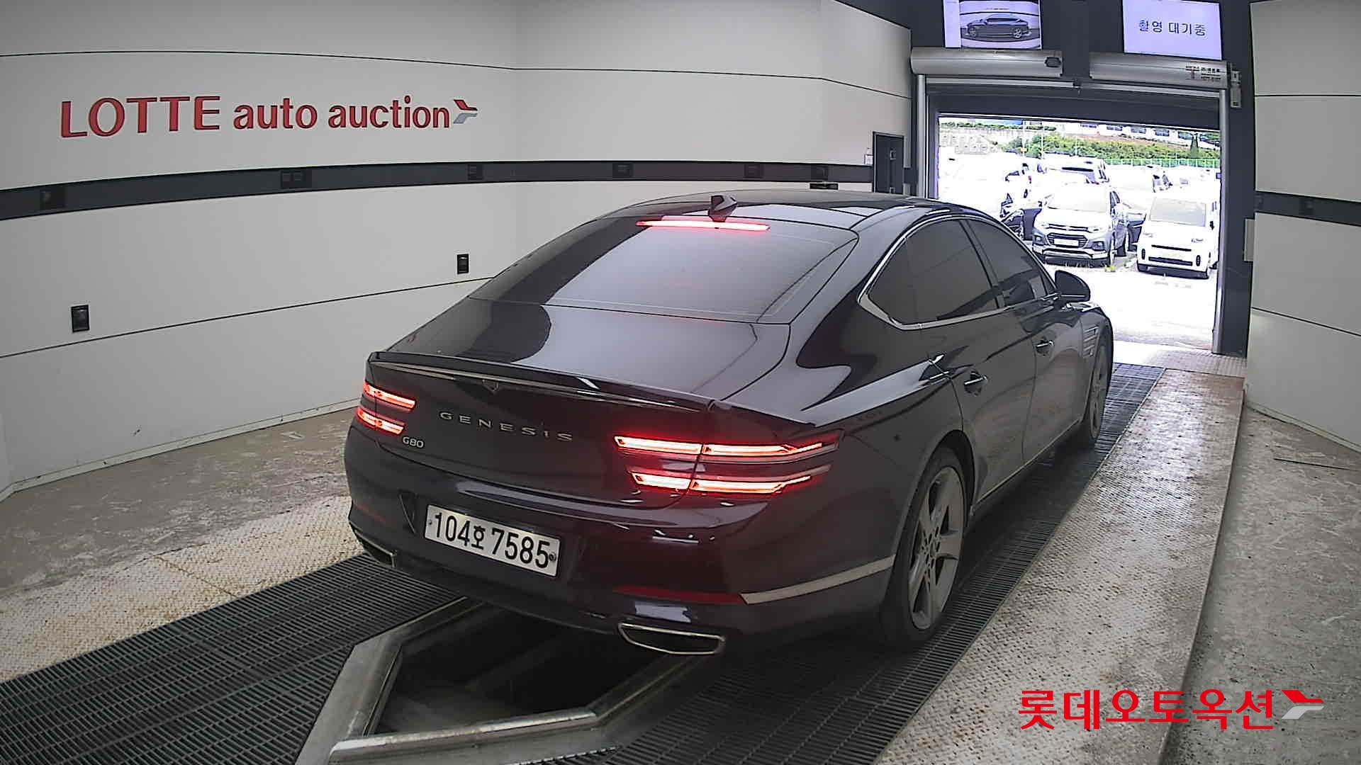 2021 - genesis g80