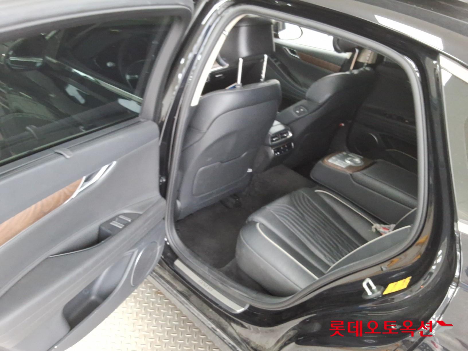 2021 - genesis g80