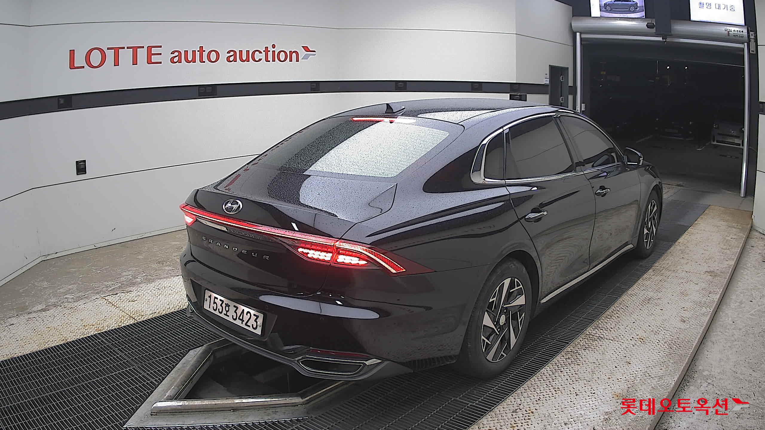 2021 - hyundai grandeur