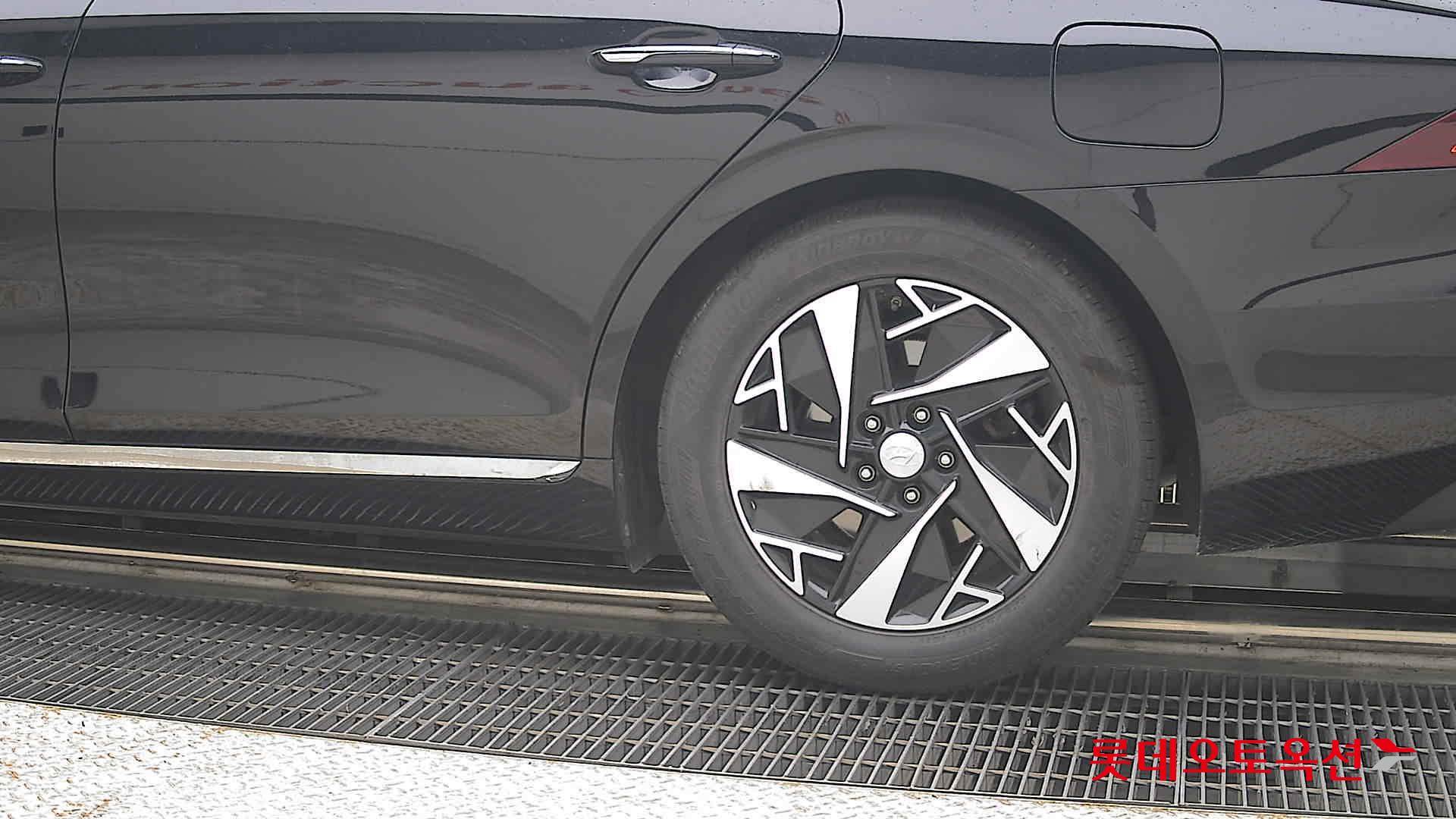 2021 - hyundai grandeur