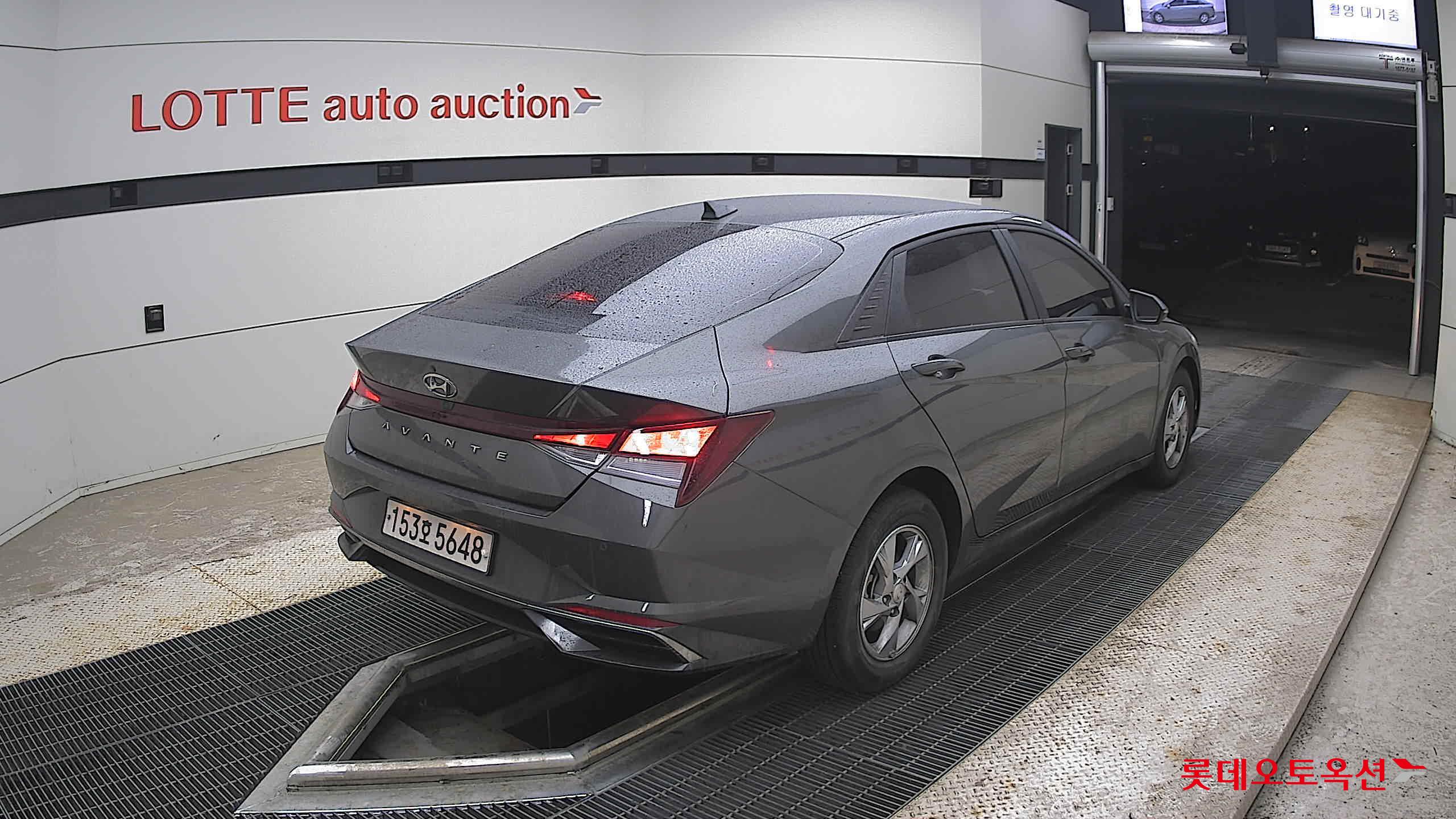 2021 - hyundai avante
