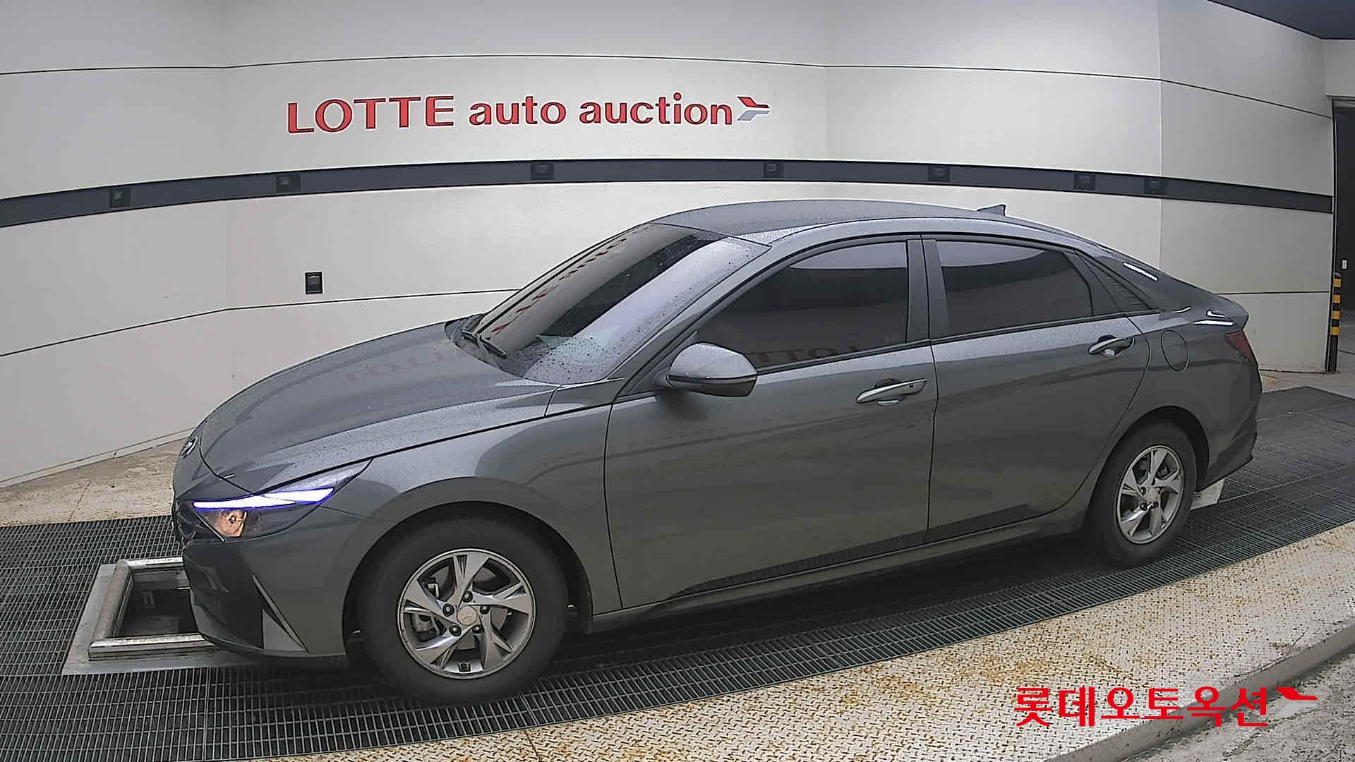 2021 - hyundai avante