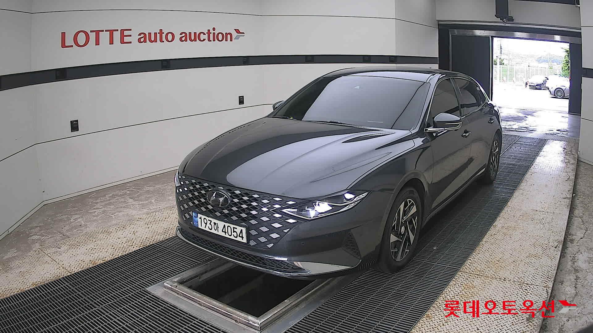 2022 - hyundai grandeur