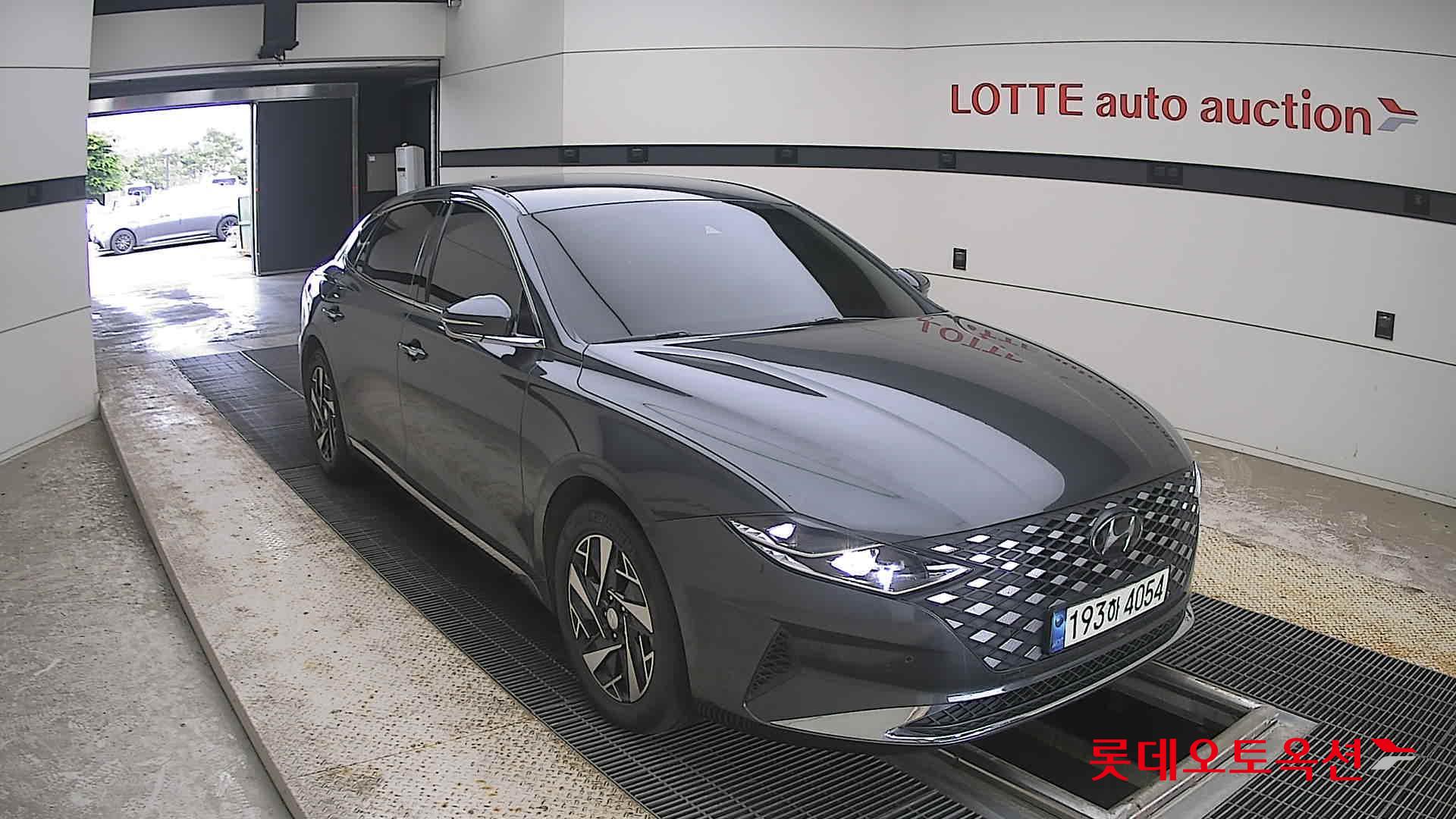 2022 - hyundai grandeur