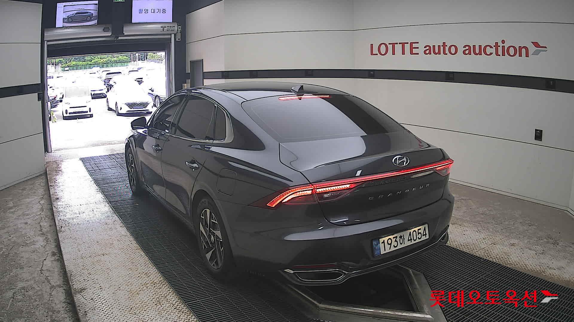 2022 - hyundai grandeur