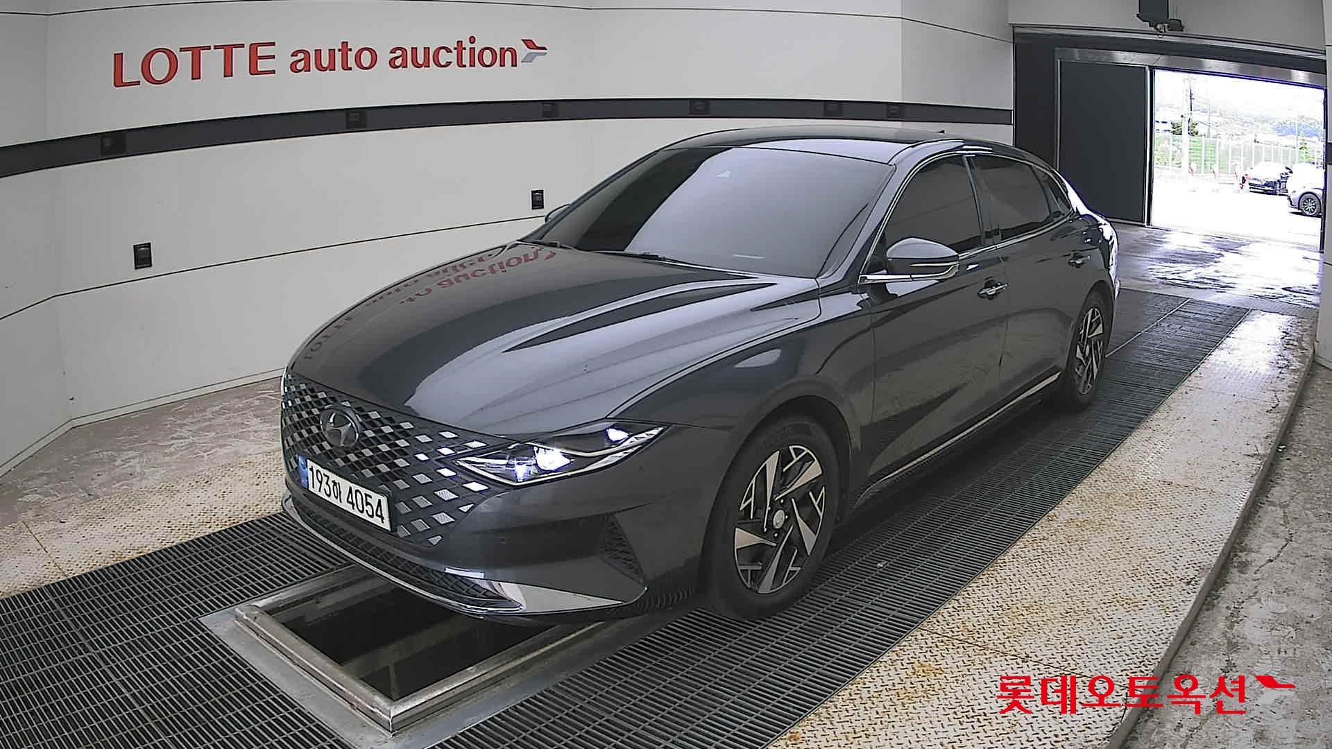 2022 - hyundai grandeur