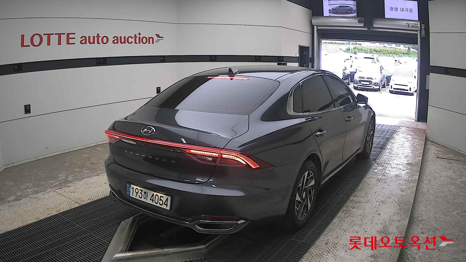 2022 - hyundai grandeur