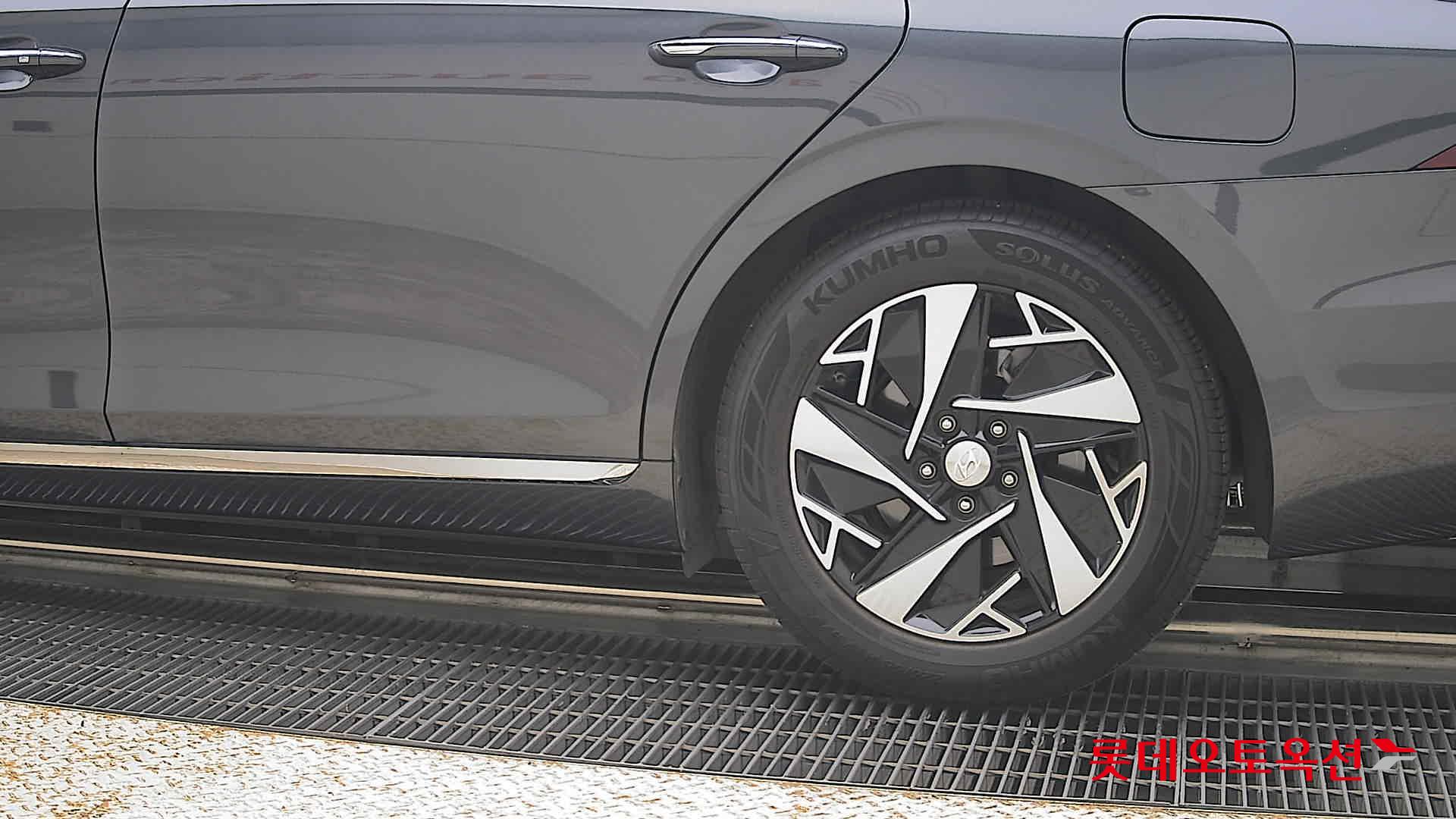 2022 - hyundai grandeur