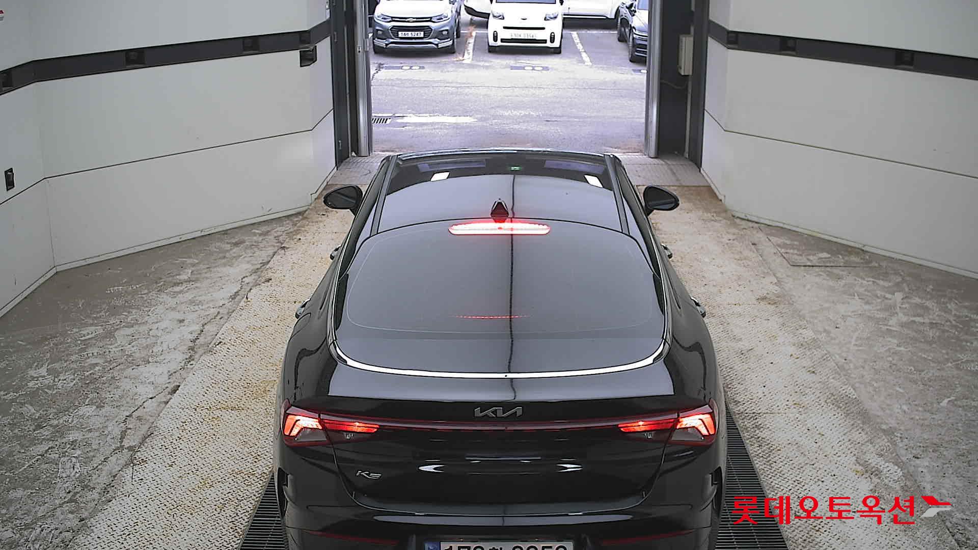 2022 - kia k5