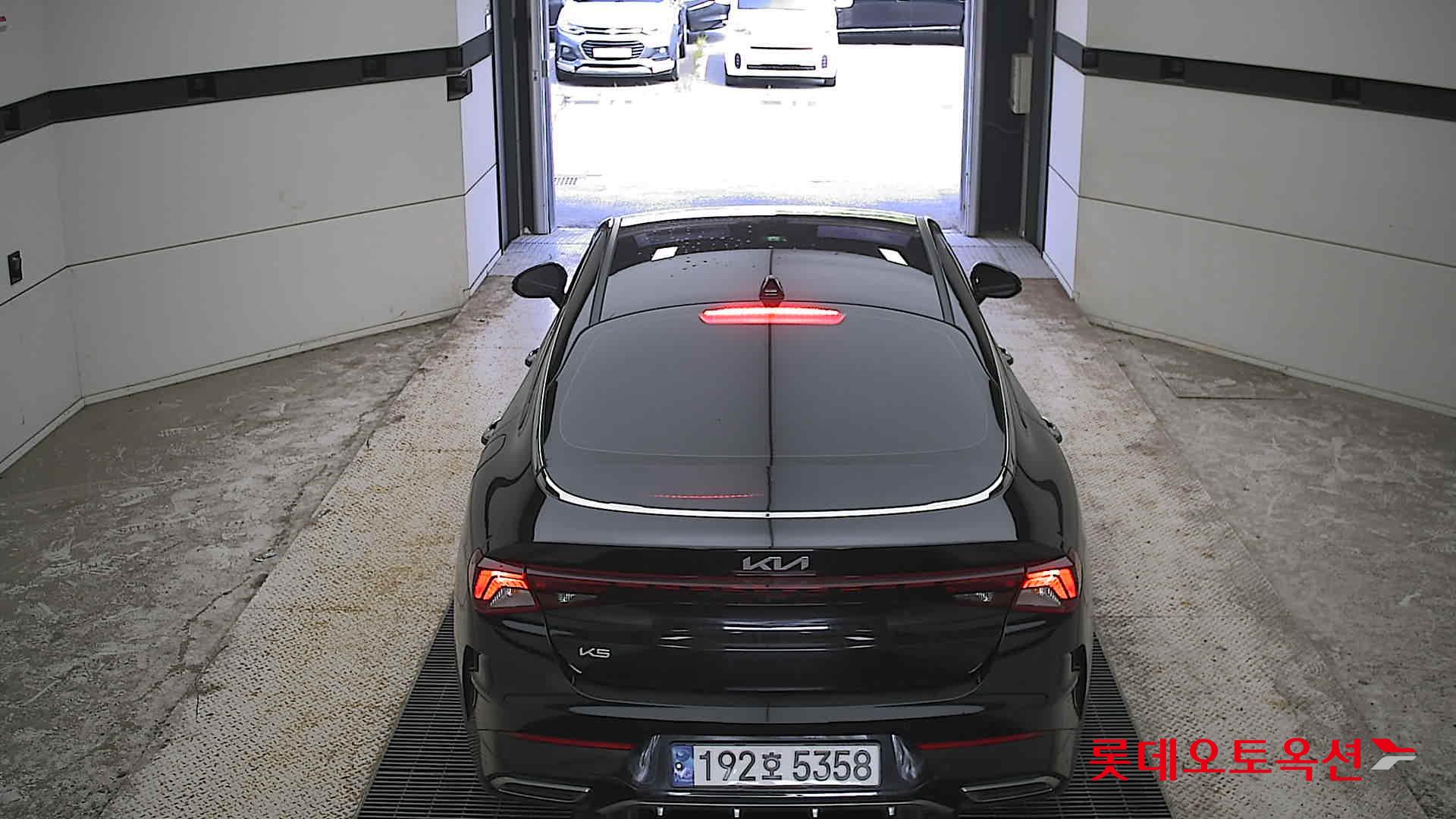 2023 - kia k5