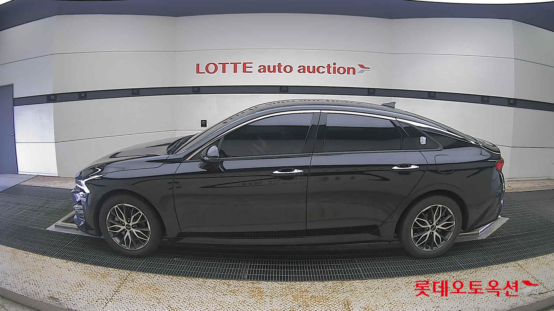 2023 - kia k5