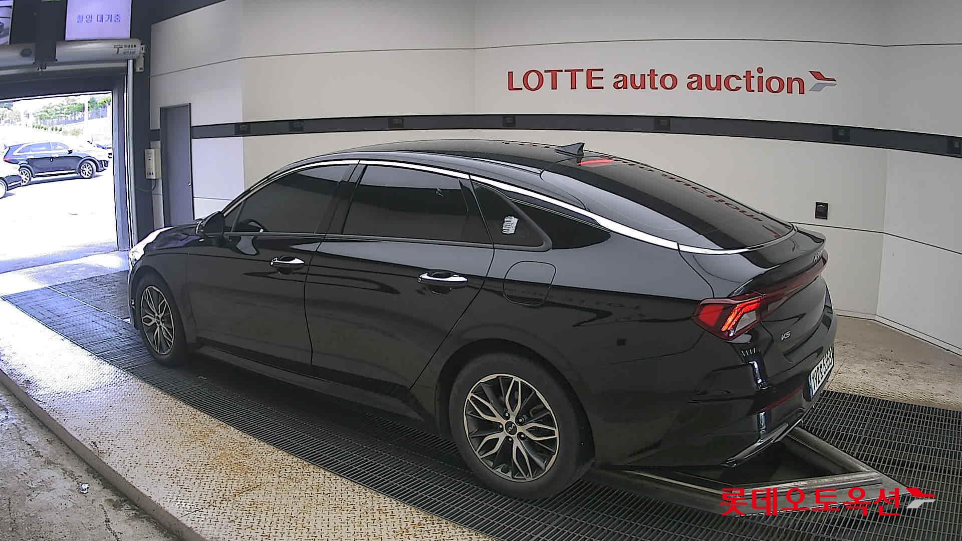 2023 - kia k5