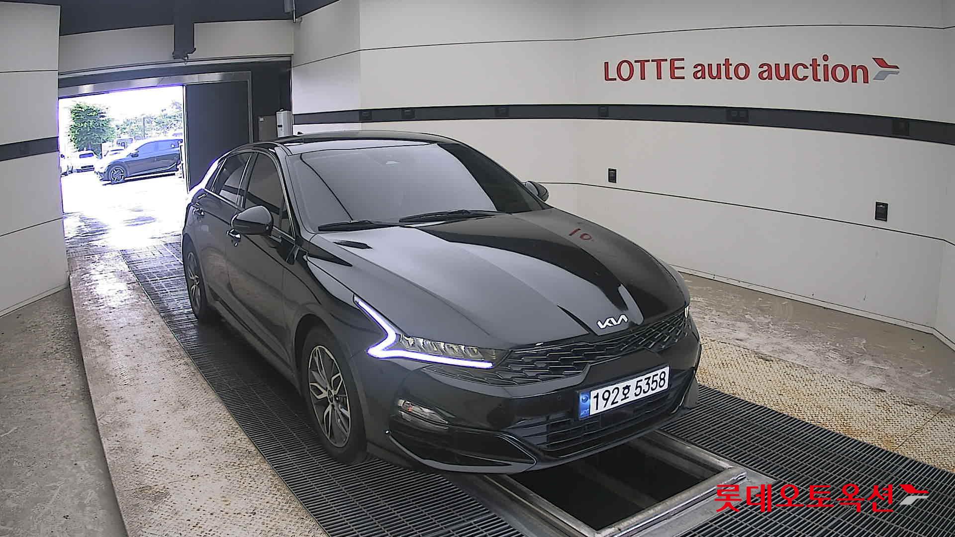 2023 - kia k5
