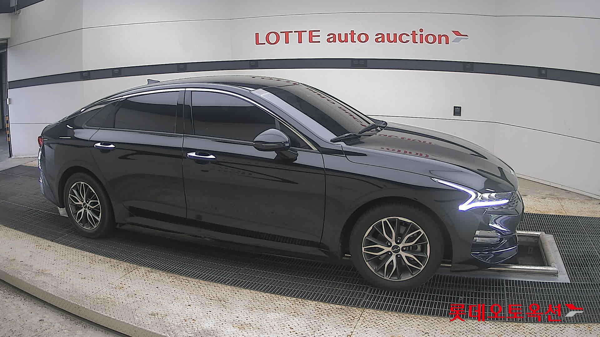 2023 - kia k5