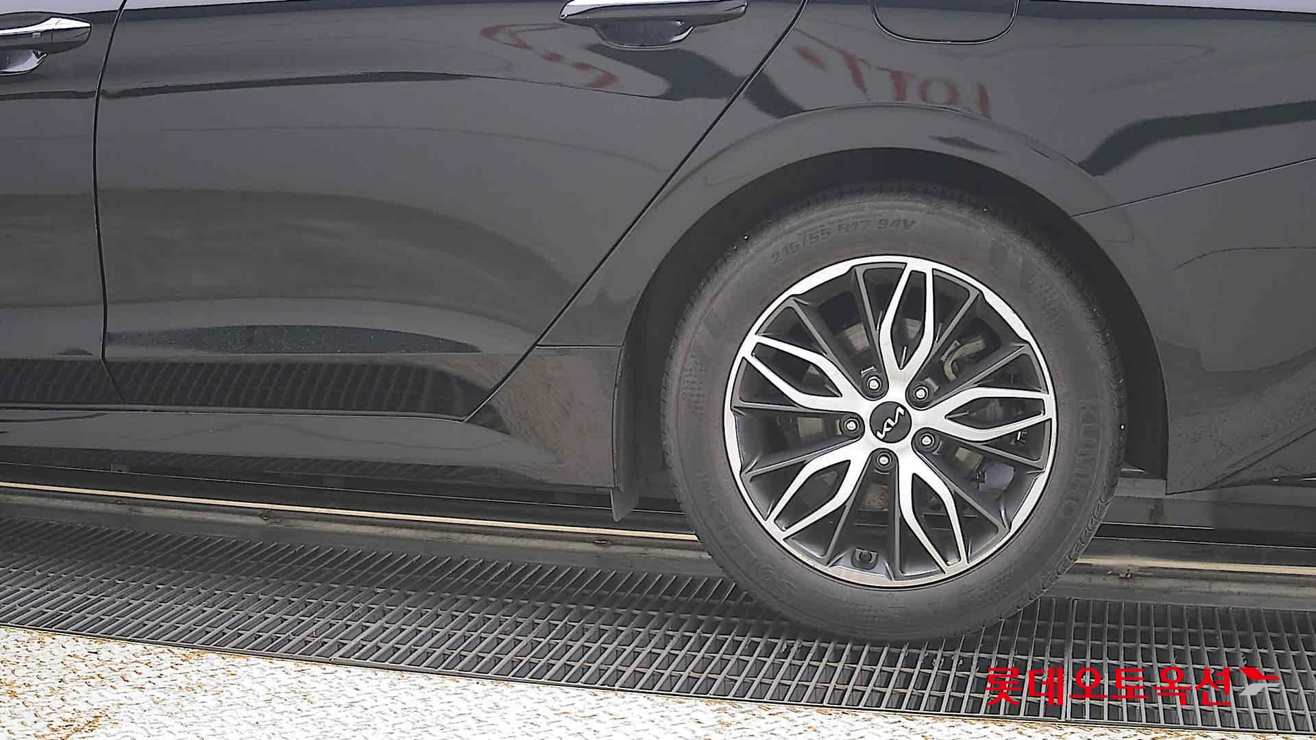 2023 - kia k5