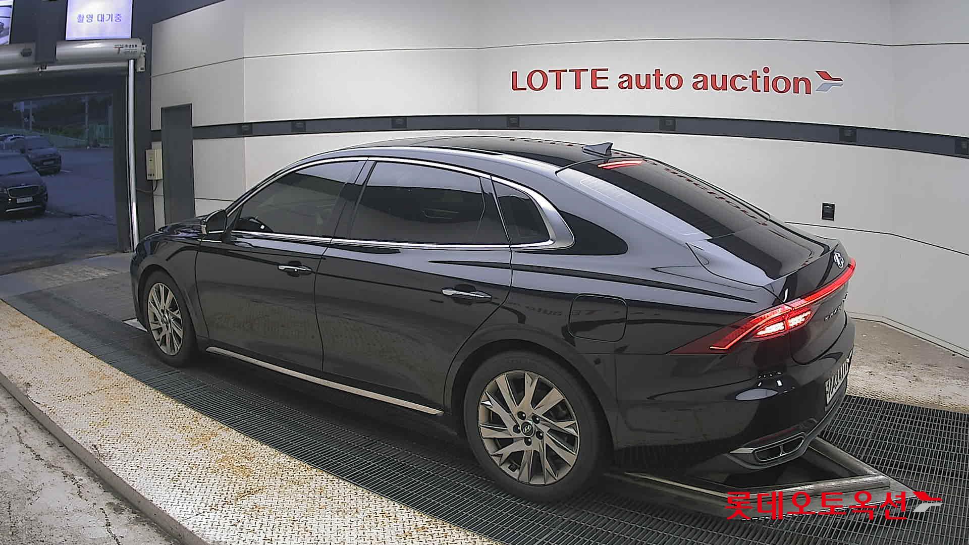 2020 - hyundai grandeur