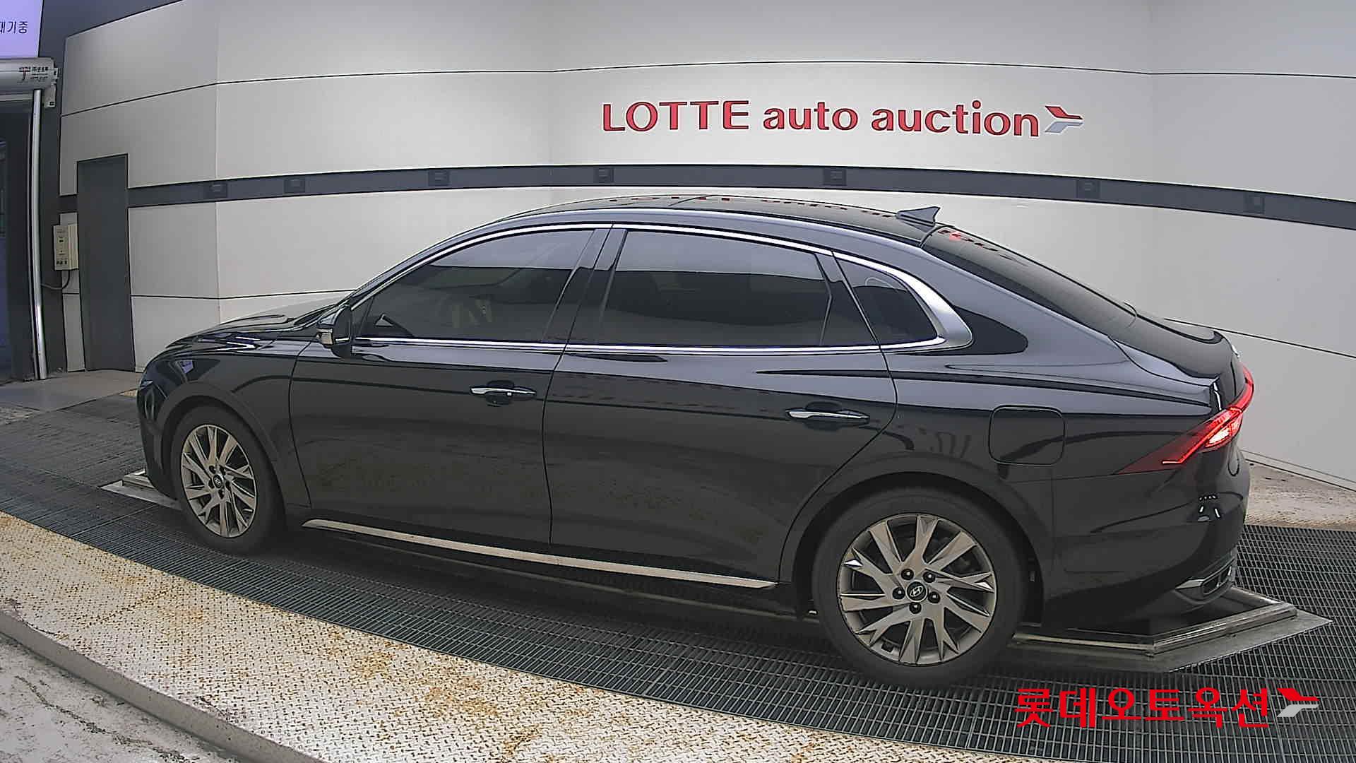 2020 - hyundai grandeur