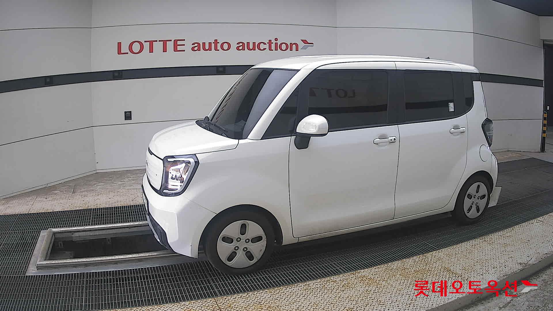 2023 - kia ray