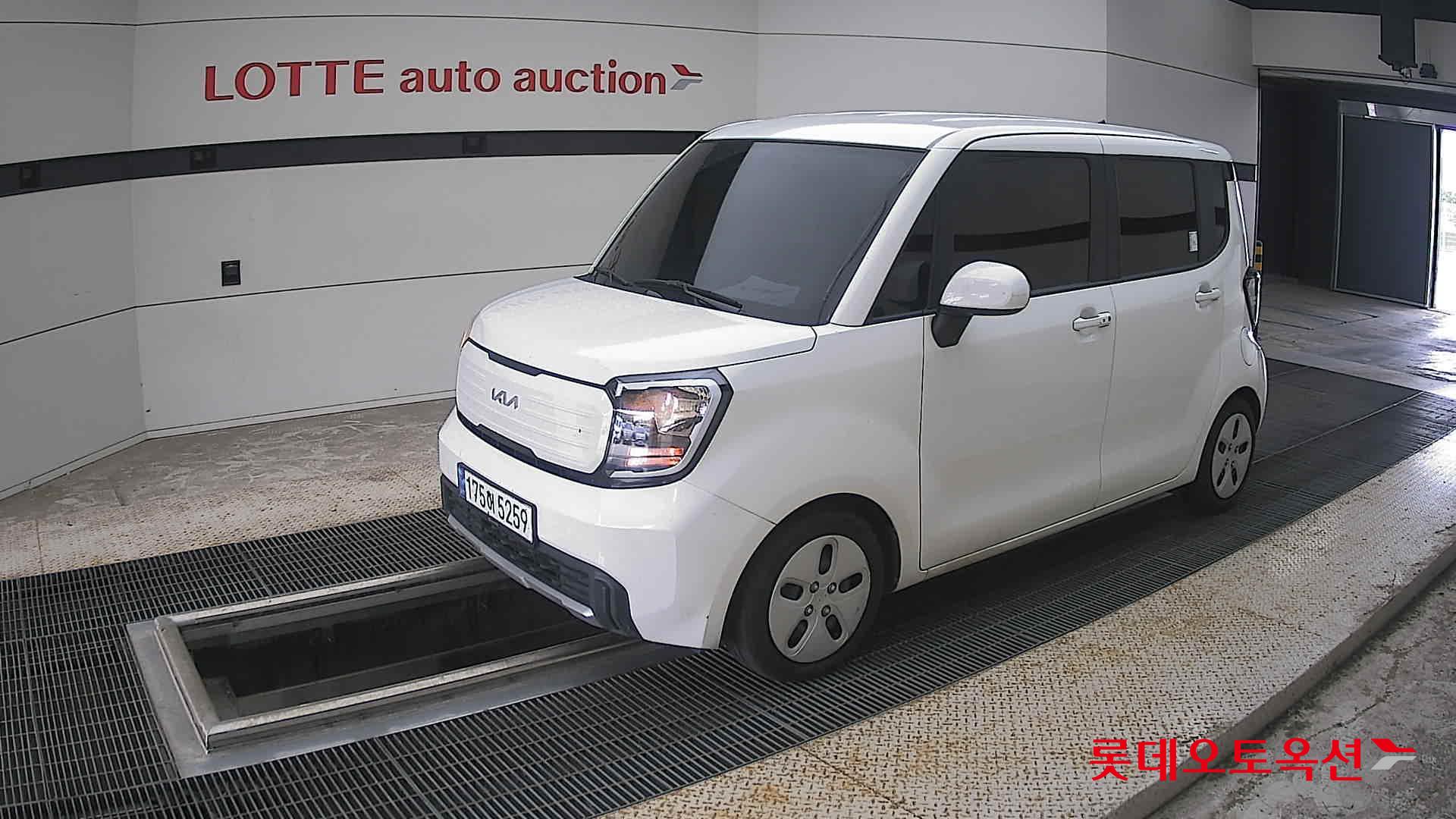 2023 - kia ray