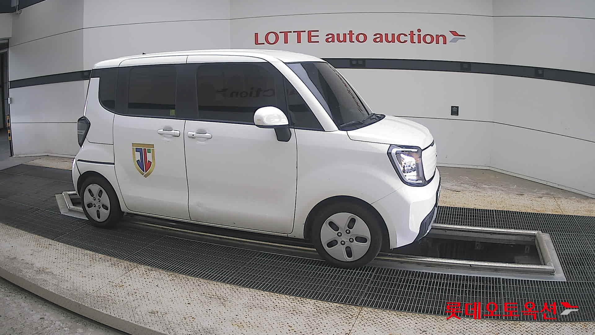 2023 - kia ray