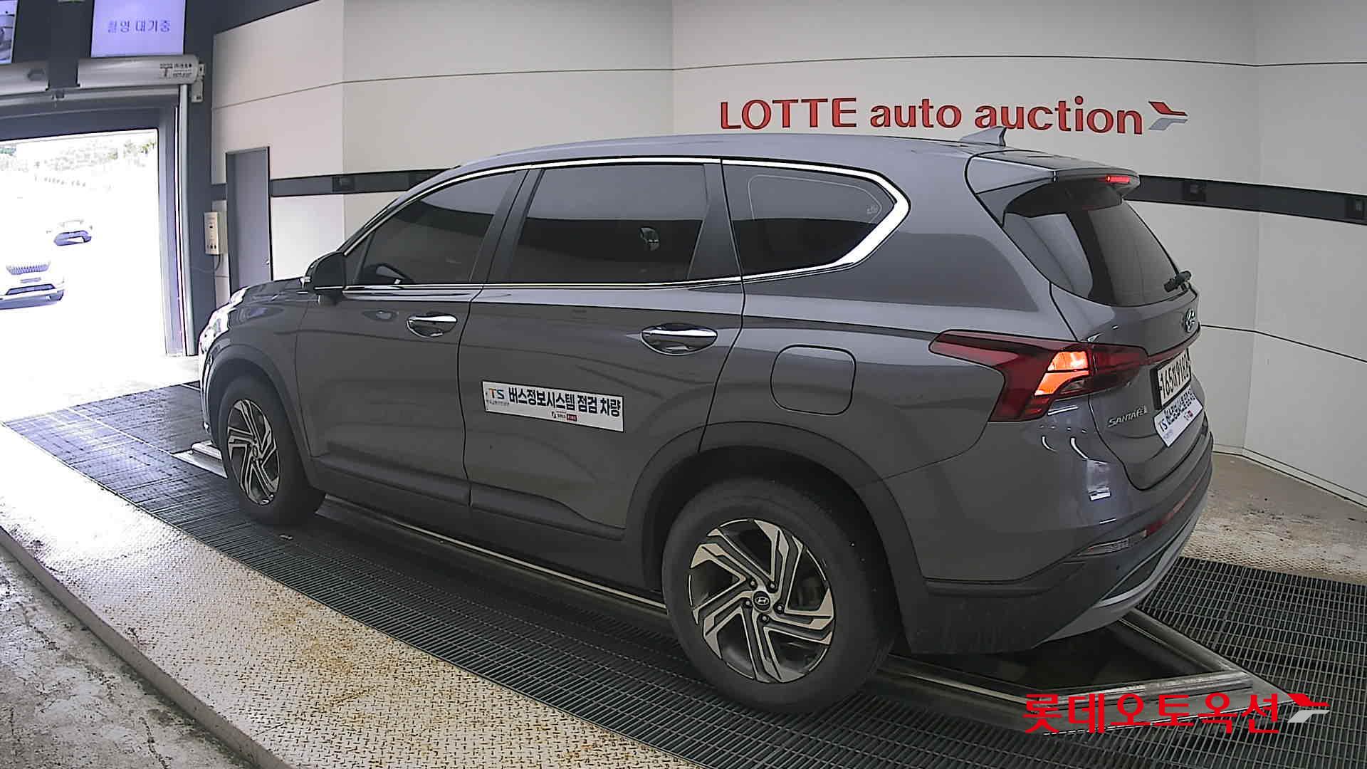 2021 - hyundai santafe