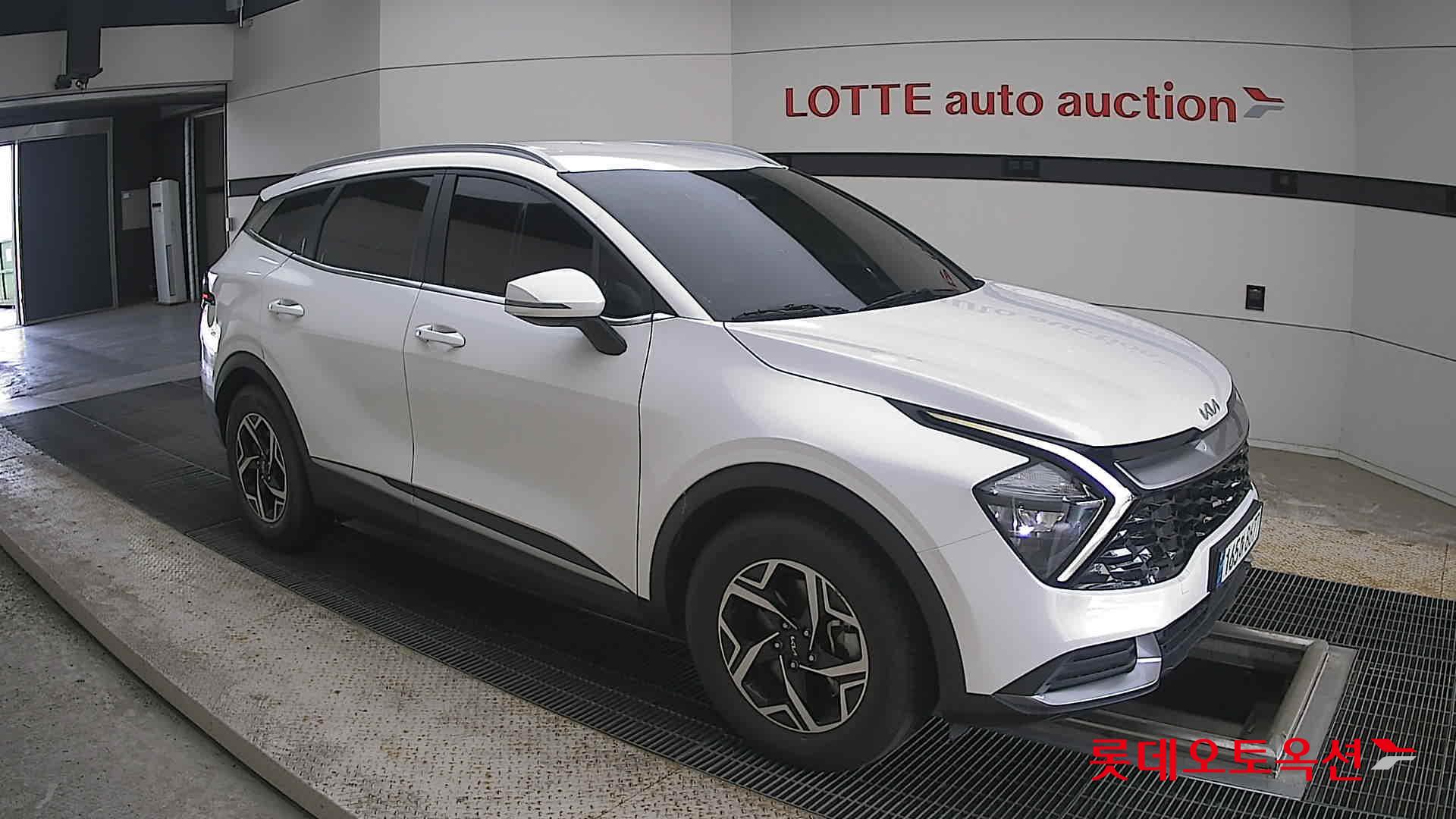 2022 - kia sportage