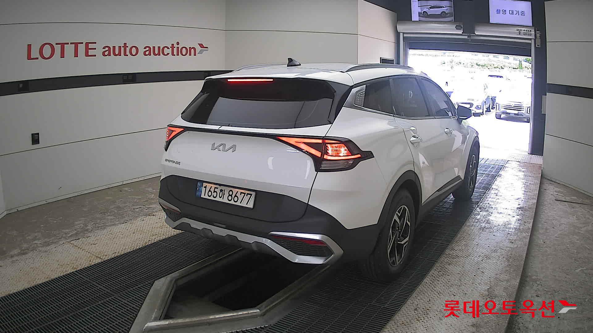 2022 - kia sportage