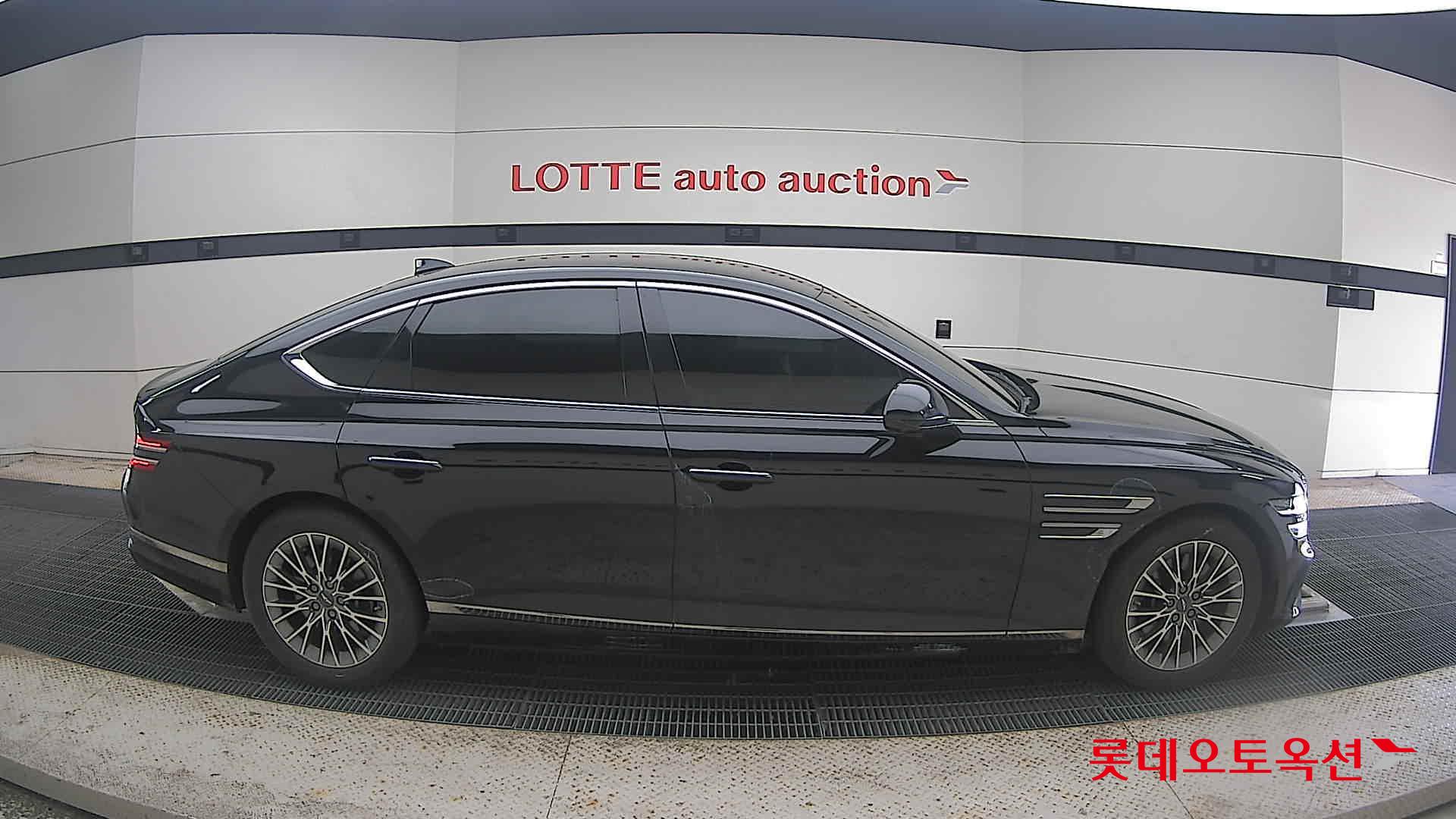 2022 - genesis g80